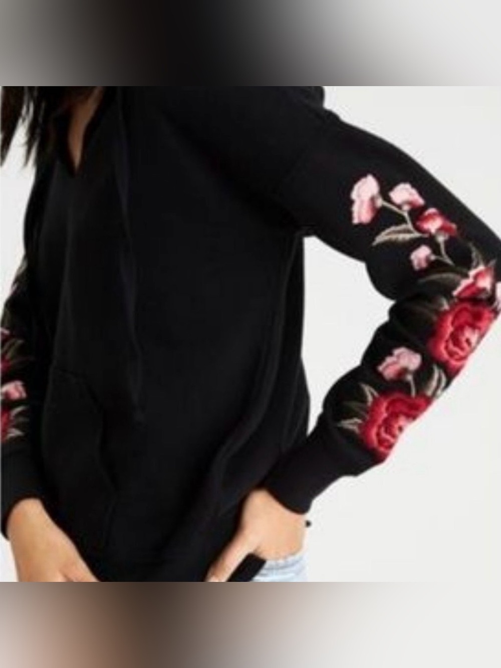 American Eagle Black Floral Embroidered Sweatshirt Hoodie Size XS - S